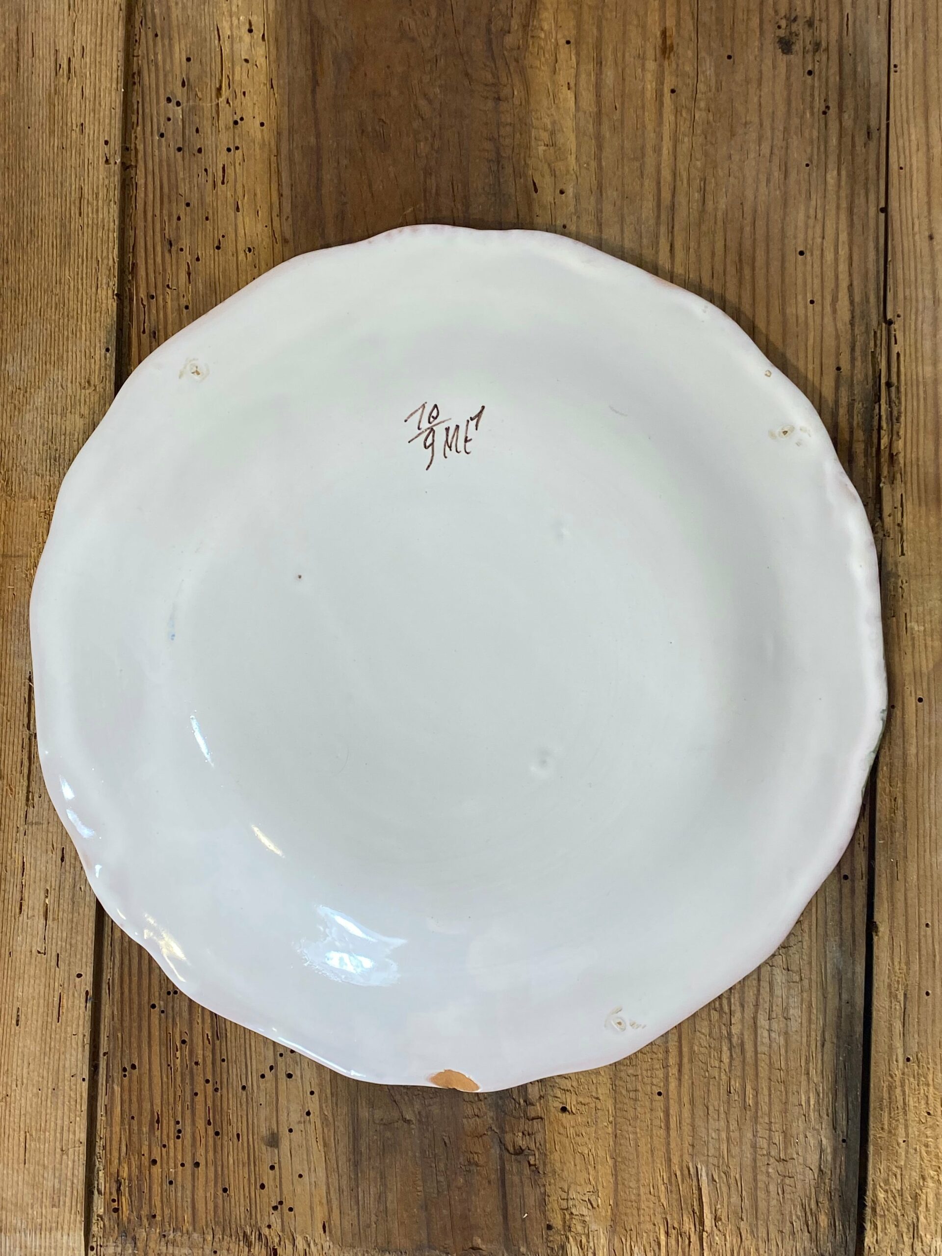 Vintage French Faience Plate Set – Moustiers Hand-Painted Pottery - Image 3