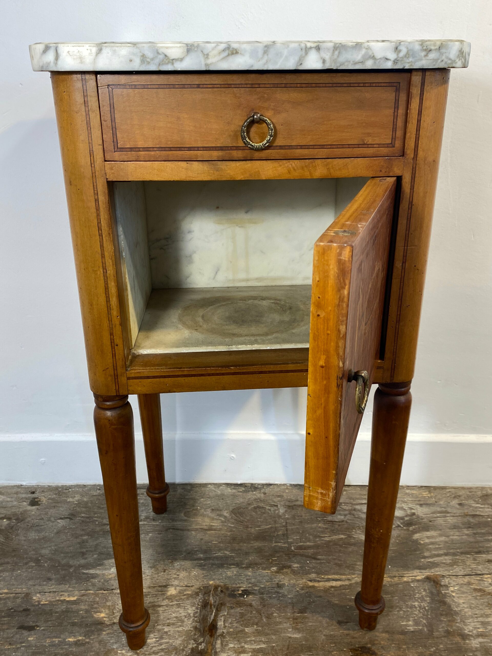 Antique Louis XVI-Style Marble-Top Nightstand with Marquetry - Image 4