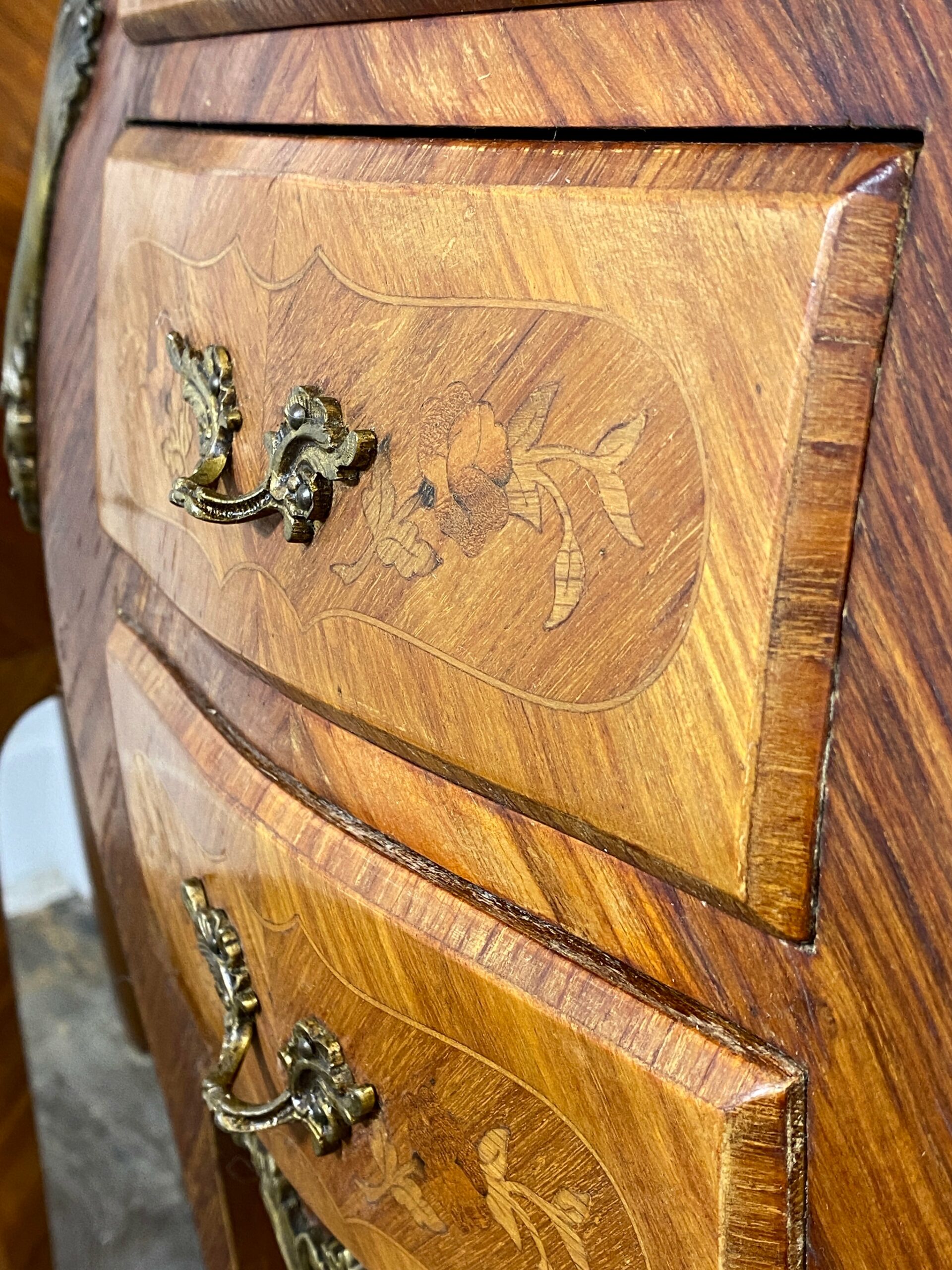 Pair of Louis XV-Style Bedside Cabinets with Marble Tops – Mid-20th Century - Image 8